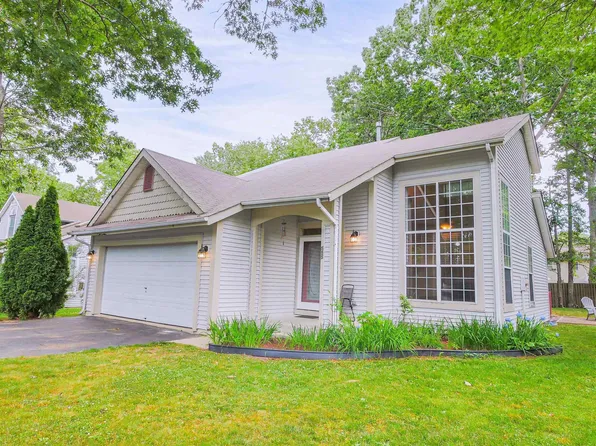 555 Arlington Ln, Galloway, NJ 08205