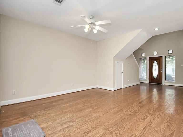 9826 Marlink Ln — Photo 13