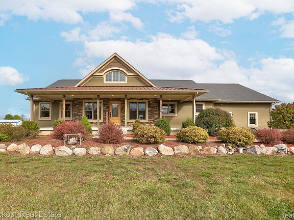 5th image of 9351 Lange Rd