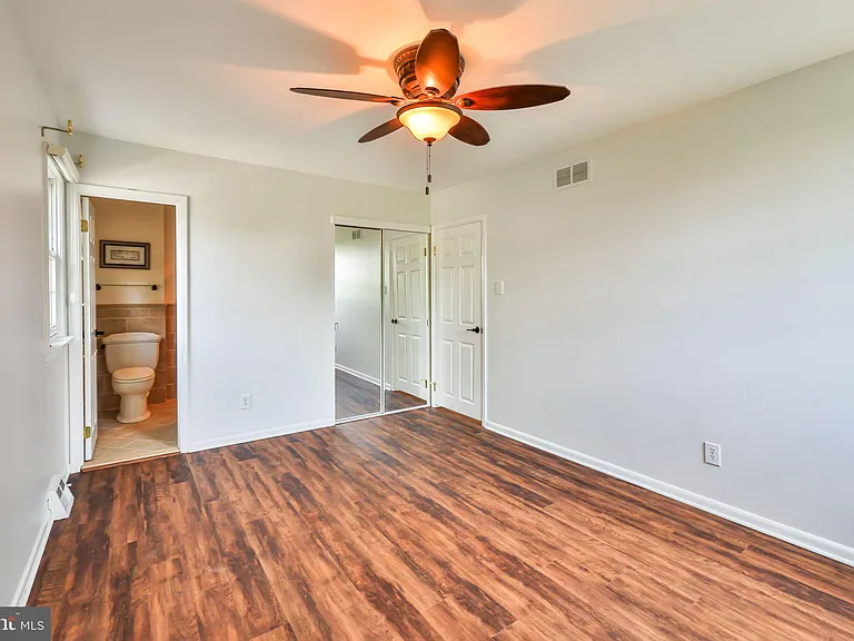 9898 Wistaria St — Photo 27