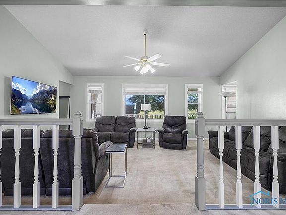 5th image of 2349 Eastpointe Dr