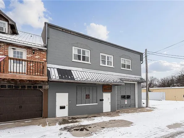 715 Market St, Weston, MO 64098