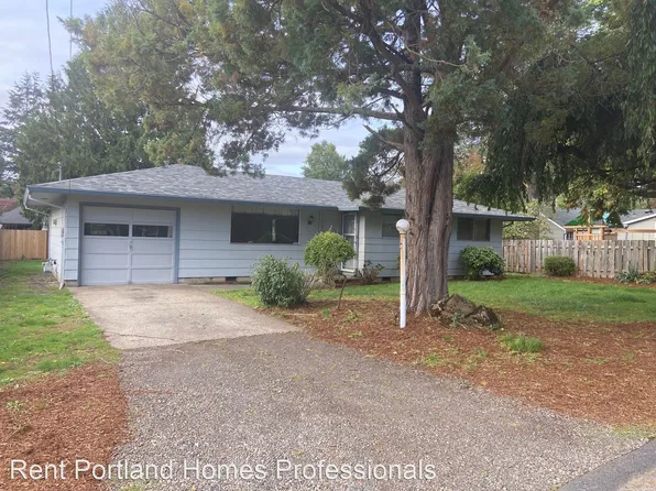 151 Bellevue Ave, Oregon City, OR 97045