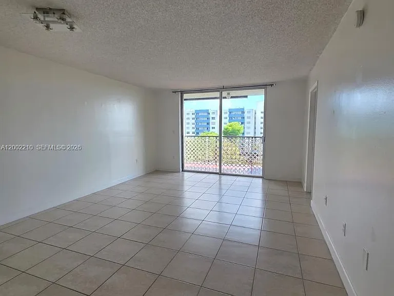 5055 NW 7th St #602 — Photo 2