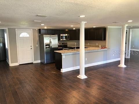 3rd image of 107 Portland St