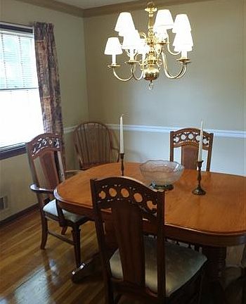 Formal Dinning Room