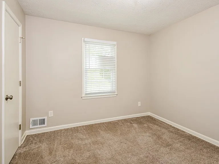 1471 Daniel Ln — Photo 17