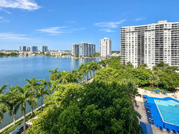 2851 NE 183rd St APT 914E, Aventura, FL 33160