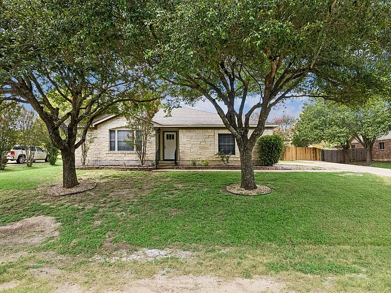 500 Millington Ln — Photo 1