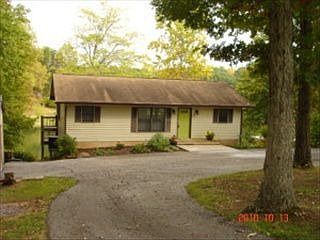 2nd image of 1050 Parkside Dr