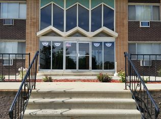 7177 W Appleton Ave APT 16, Milwaukee, WI 53216