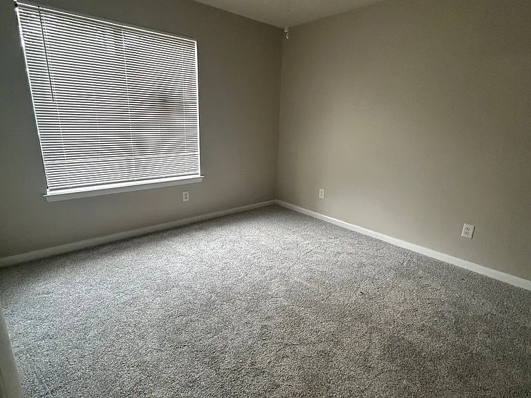 405 Harbison Blvd #811B — Photo 2