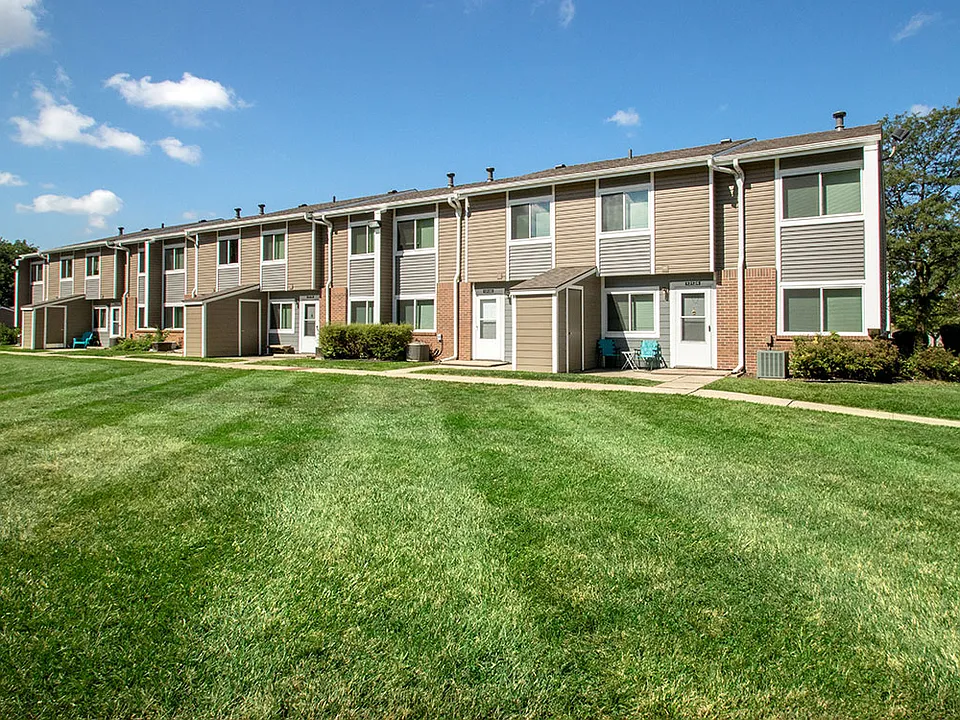 Sunset Ridge Townhomes