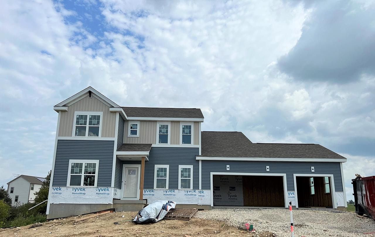 W194N15786 East Gate COURT, Jackson, WI 53037 | Zillow