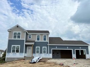 W194N15786 E Gate Ct, Jackson, WI 53037