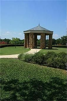 1st image of 2004 Cheyenne Park Ln