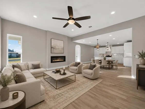 1603 Redwood Ct, Fredericksburg, TX 78624