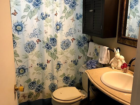 2nd image of 2636 Acorn Dr