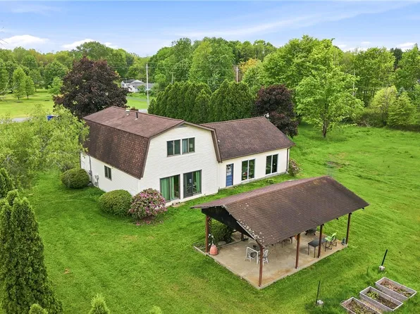 6667 Chestnut Ridge Rd, Hubbard, OH 44425