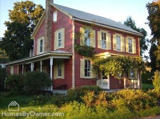 889 E Mountain Rd, Hegins, PA 17938