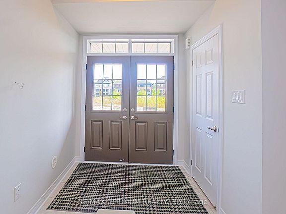 3rd image of 70 Keyworth Cres