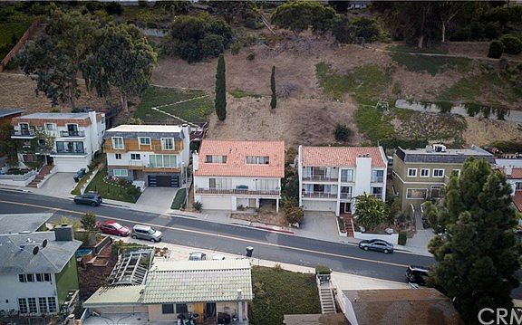 4th image of 4234 Mesa St