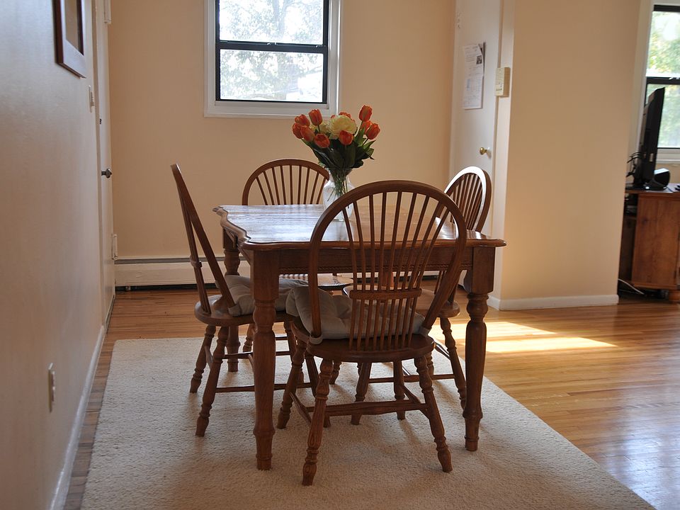 2nd image of 121 Park Ave APT C3