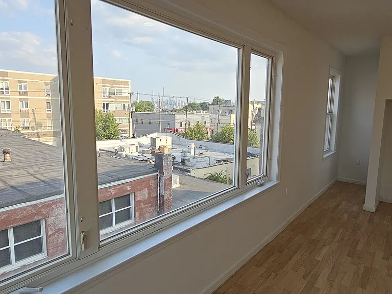 362 Kamena St #3 — Photo 4