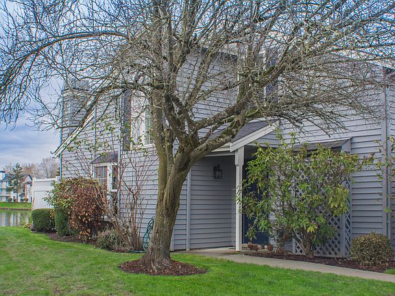 3rd image of 5816 S 238th Ct D1 #D1