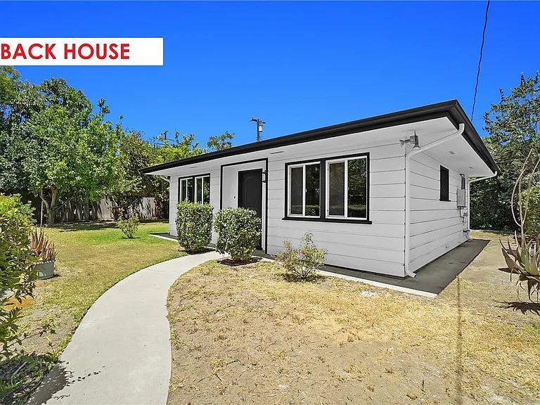 325 W Le Roy Ave — Photo 38