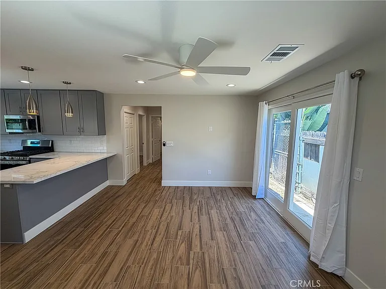 435 N Cypress St #D — Photo 4