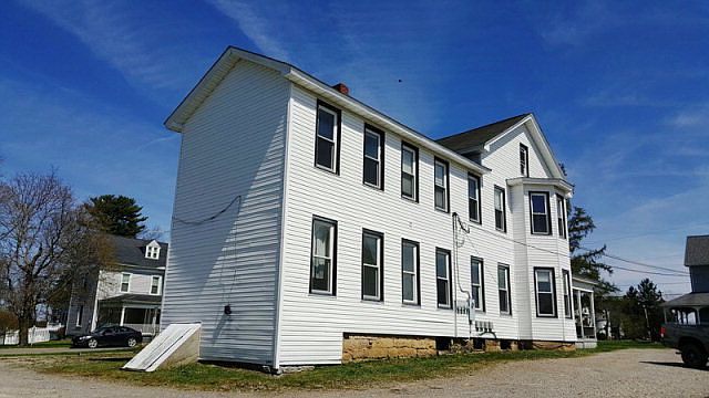 2nd image of 640 Liberty St