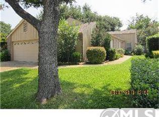 14804 Le Grande Dr, Addison, TX 75001