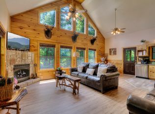 1719 Scenic Woods Way, Sevierville, TN 37876