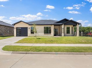 3700 Creek View Dr, McKinney, TX 75071