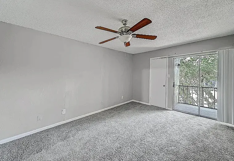 1901 Kingswood Ct #1903 — Photo 6