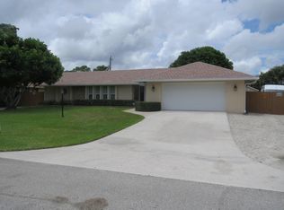 38 W Rubber Tree Dr, Lake Worth, FL 33467