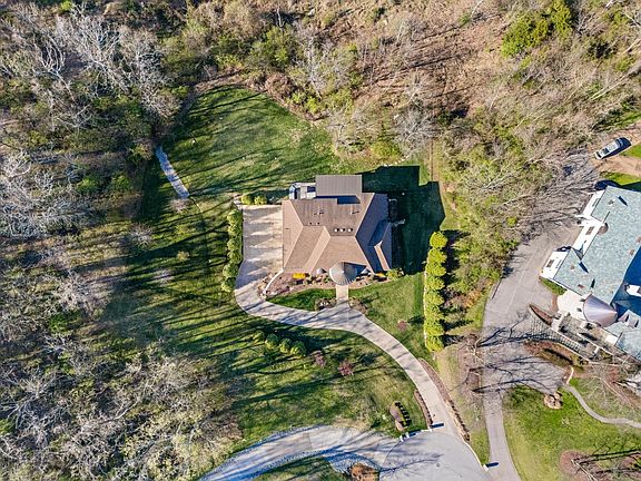 4th image of 514 Legends Ridge Ct