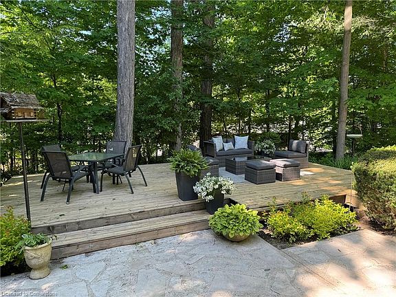 4th image of 368 Warrington Dr