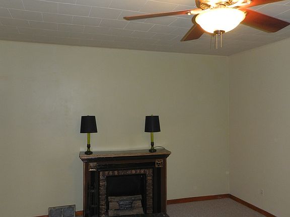 Living room -- fireplace stays
