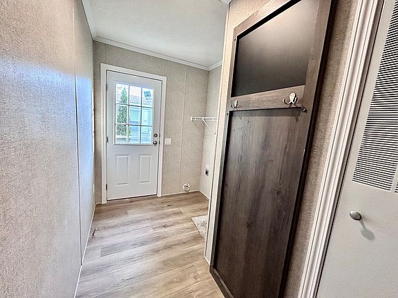5th image of 4535 San Diego Dr