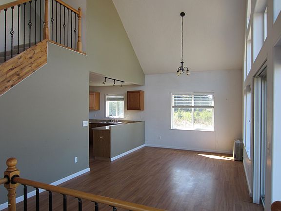5th image of 34980 Seabury Ct
