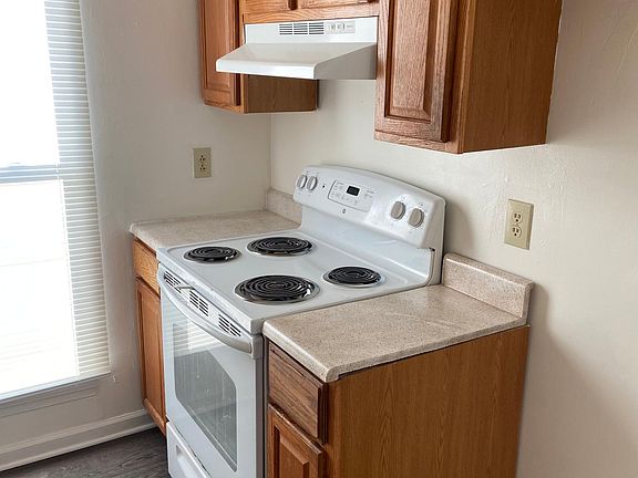 5th image of 3713 Sugar Creek Cir