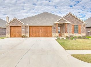 1688 Fraser Dr, Burleson, TX 76028