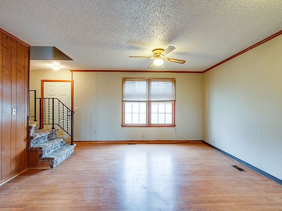 5th image of 2529 Bethwood Dr