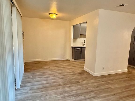 5th image of 219 Kiely Blvd #A