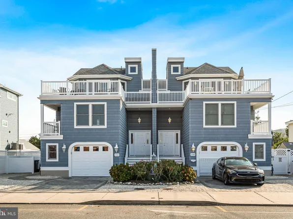 218 7th St #A, Beach Haven, NJ 08008