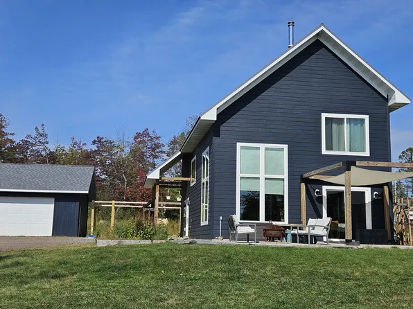 758 Whippoorwill Ln, Two Harbors, MN 55616