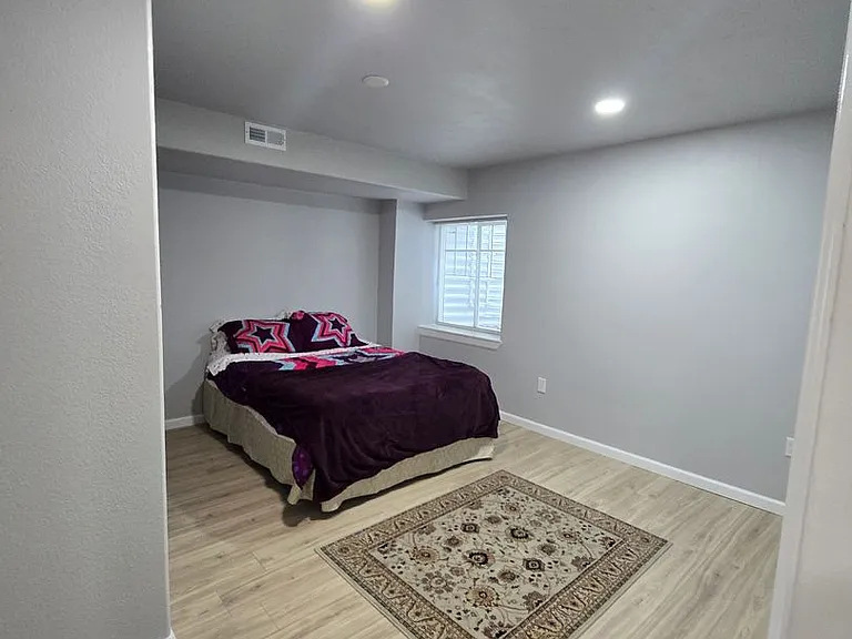 13819 Fillmore St — Photo 14