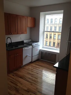 Rented by AJ Clarke | media 28